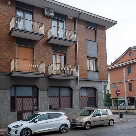 Comfort , Vicino Metro Bengasi Torino Apartment Moncalieri